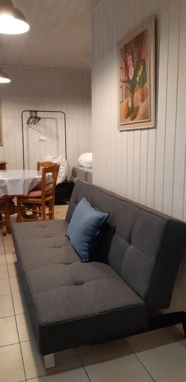 Gite Le Chalet Vert Frambouhans Exteriör bild